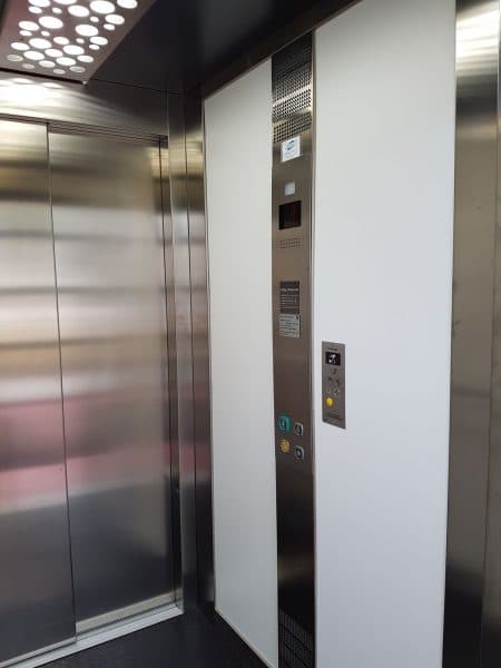 Cabine ascenseur