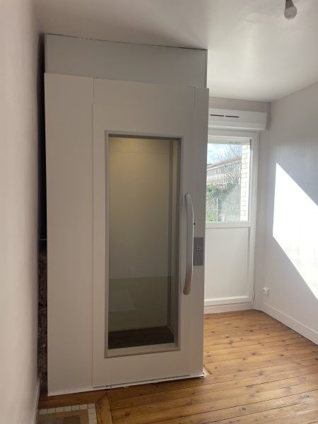 élévateur privatif dans une maison