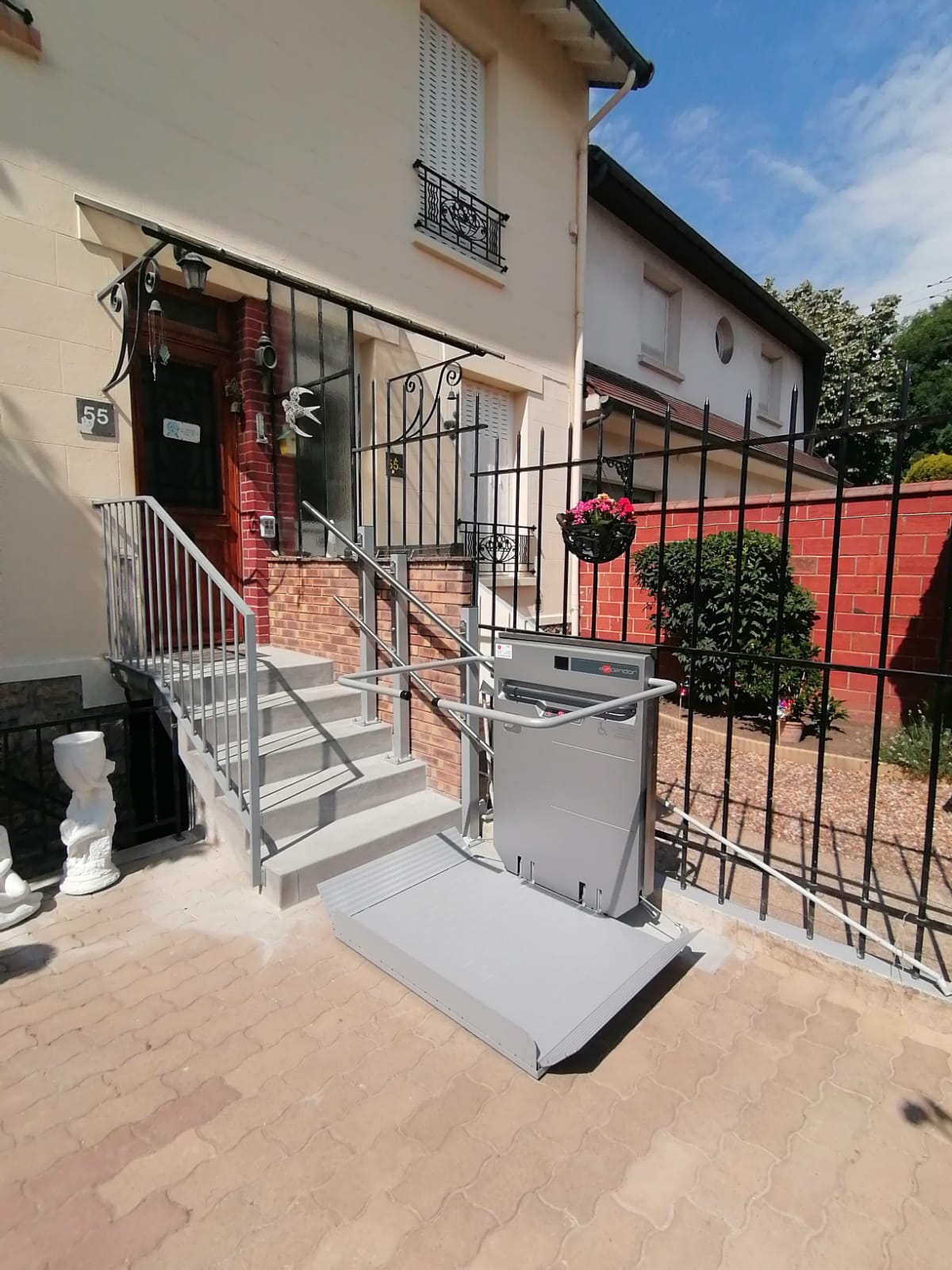 Plateforme extérieure en maison individuelle (78)