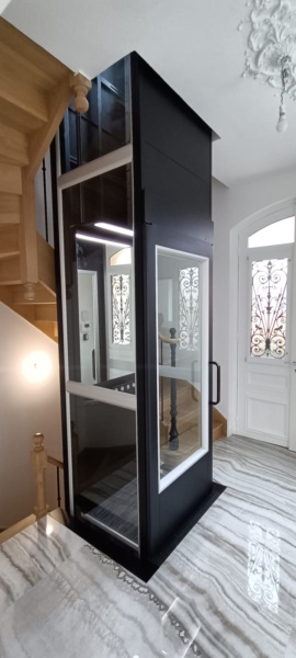 maison avec ascenseur privatif vitré