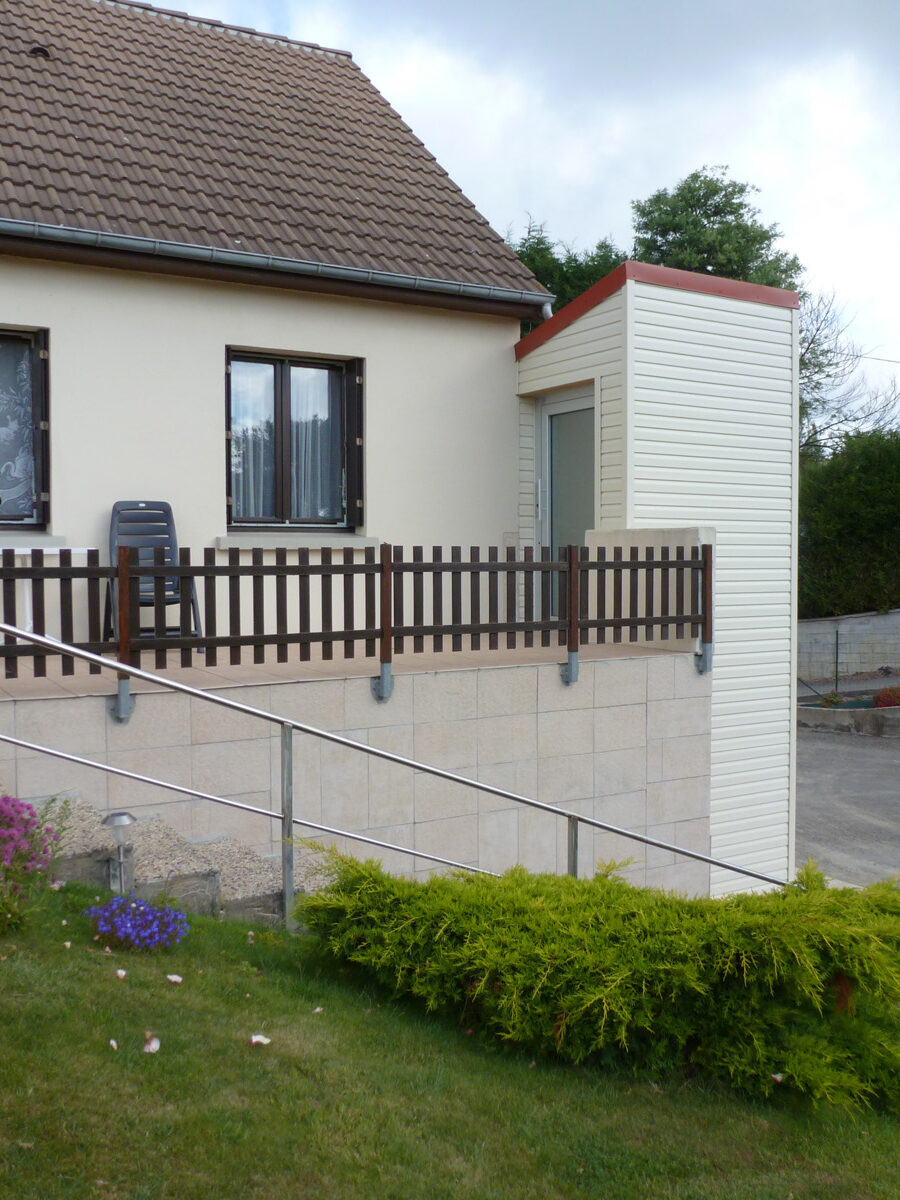 Ascenseur de maison extérieur Cibes portes battantes Normandie