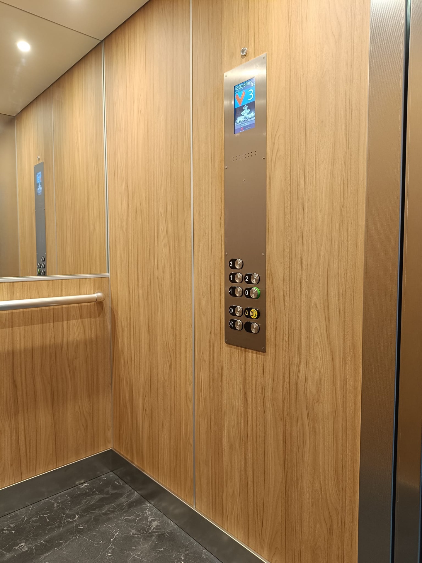 Modernisation d&rsquo;un ascenseur dans une copropriété à Caen (14)