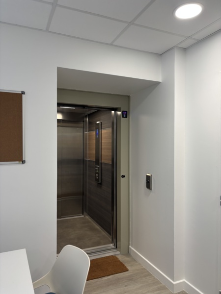 Installation d'un ascenseur en bâtiment neuf à Bretteville-sur-Laize (14)