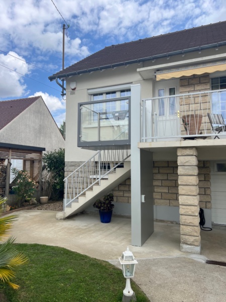 Installation d'un élévateur privatif extérieur à Houilles (78)