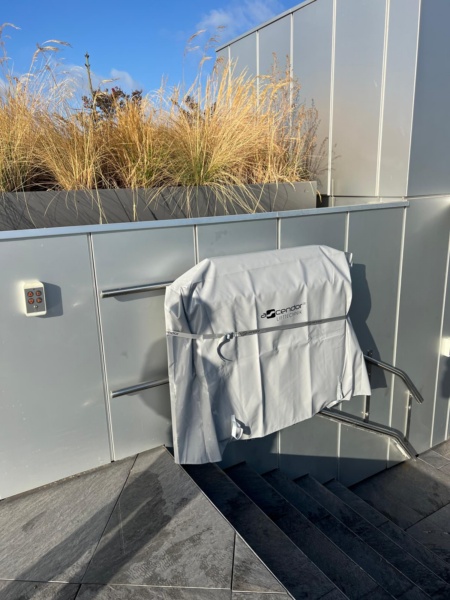 Plateforme PMR pour l'accessibilité d'une terrasse rooftop à Paris (75)