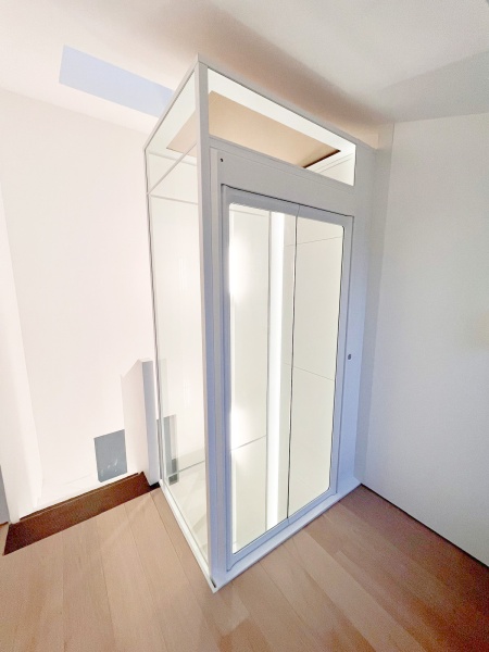 Installation d'un élévateur privatif dans une maison à Levallois-Perret (92)